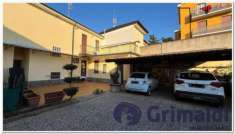 Foto Casa indipendente in vendita a Cassinetta Di Lugagnano - 4 locali 188mq