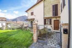 Foto Casa indipendente in vendita a Castel Sant'Angelo
