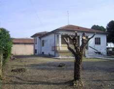 Foto Casa indipendente in vendita a Castelbelforte - 6 locali 250mq