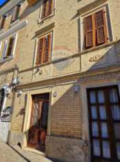 Foto Casa indipendente in vendita a Castelfidardo - 6 locali 180mq
