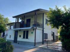 Foto Casa indipendente in vendita a Castelli - 5 locali 80mq