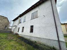 Foto Casa indipendente in vendita a Castelnovo Ne' Monti