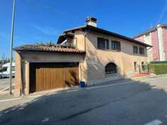 Foto Casa indipendente in vendita a Castelnuovo Del Garda