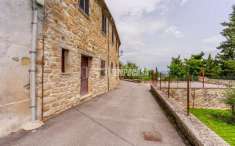 Foto Casa indipendente in vendita a Castelraimondo
