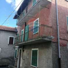 Foto Casa indipendente in vendita a Castelveccana