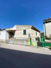 Foto Casa indipendente in vendita a Castiglione A Casauria