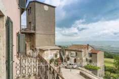 Foto Casa indipendente in vendita a Castiglione D'Orcia - 7 locali 220mq