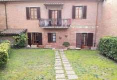 Foto Casa indipendente in vendita a Castiglione Del Lago - 10 locali 150mq