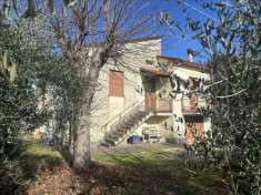 Foto Casa indipendente in vendita a Castiglione Del Lago - 9 locali 180mq