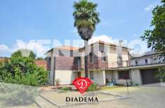 Foto Casa indipendente in vendita a Castronno