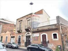 Foto Casa indipendente in vendita a Catania - 6 locali 194mq