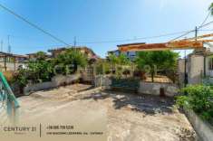 Foto Casa indipendente in vendita a Catania