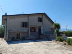 Foto Casa indipendente in vendita a Cepagatti