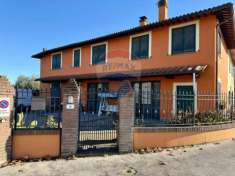 Foto Casa indipendente in vendita a Cerreto Guidi - 5 locali 280mq