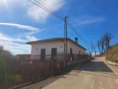 Foto Casa indipendente in vendita a Cervaro - 4 locali 202mq
