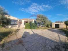 Foto Casa Indipendente in vendita a Chiaramonte Gulfi