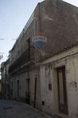 Foto Casa indipendente in vendita a Chiaramonte Gulfi