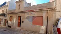 Foto Casa indipendente in vendita a Chiaramonte Gulfi