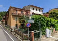 Foto Casa indipendente in vendita a Chiusi Della Verna - 10 locali 220mq