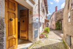 Foto Casa indipendente in vendita a Civitella Roveto - 3 locali 100mq