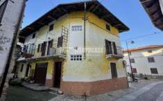 Foto Casa indipendente in vendita a Colleretto Giacosa