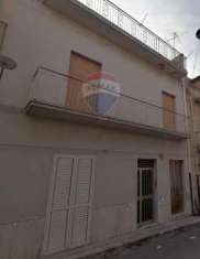 Foto Casa indipendente in vendita a Comiso - 7 locali 162mq