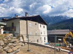 Foto Casa indipendente in vendita a Commezzadura