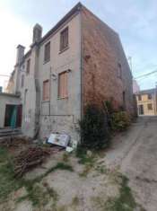 Foto Casa indipendente in vendita a Costa Di Rovigo - 13 locali 240mq