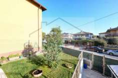 Foto Casa indipendente in Vendita a Desenzano del Garda Rivoltella del Garda