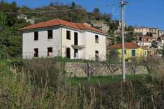 Foto Casa indipendente in vendita a Diano Arentino - 9 locali 230mq