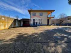 Foto Casa indipendente in vendita a Dogliani