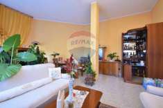 Foto Casa indipendente in vendita a Dormelletto