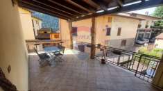 Foto Casa indipendente in vendita a Endine Gaiano