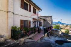 Foto Casa indipendente in vendita a Fabriano - 8 locali 150mq
