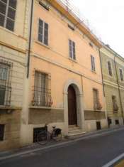 Foto Casa indipendente in vendita a Faenza - 20 locali 820mq