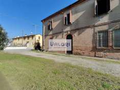 Foto Casa indipendente in vendita a Faenza