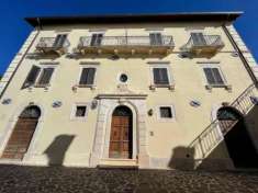 Foto Casa indipendente in vendita a Fagnano Alto - 6 locali 250mq