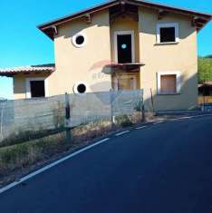 Foto Casa indipendente in vendita a Fagnano Alto