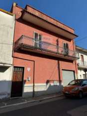 Foto Casa indipendente in vendita a Falciano Del Massico