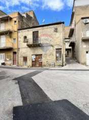 Foto Casa indipendente in vendita a Favara
