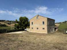 Foto Casa indipendente in vendita a Fermo