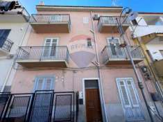 Foto Casa indipendente in vendita a Ficarazzi - 13 locali 333mq