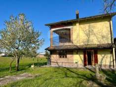 Foto Casa indipendente in vendita a Fidenza
