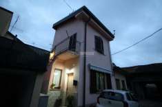 Foto Casa indipendente in vendita a Figino Serenza
