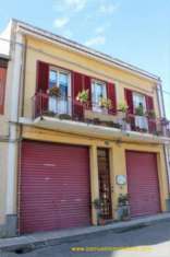 Foto Casa indipendente in vendita a Fiumefreddo Di Sicilia - 7 locali 310mq