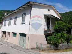 Foto Casa indipendente in vendita a Foligno - 4 locali 270mq