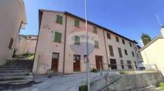 Foto Casa indipendente in vendita a Foligno - 5 locali 209mq