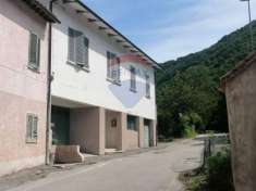 Foto Casa indipendente in vendita a Foligno
