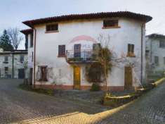 Foto Casa indipendente in vendita a Fortunago - 5 locali 200mq