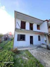 Foto Casa indipendente in vendita a Frosinone - 300mq